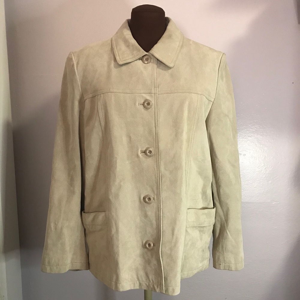 Like New XL 100% Leather Beige Jacket w/Buttons